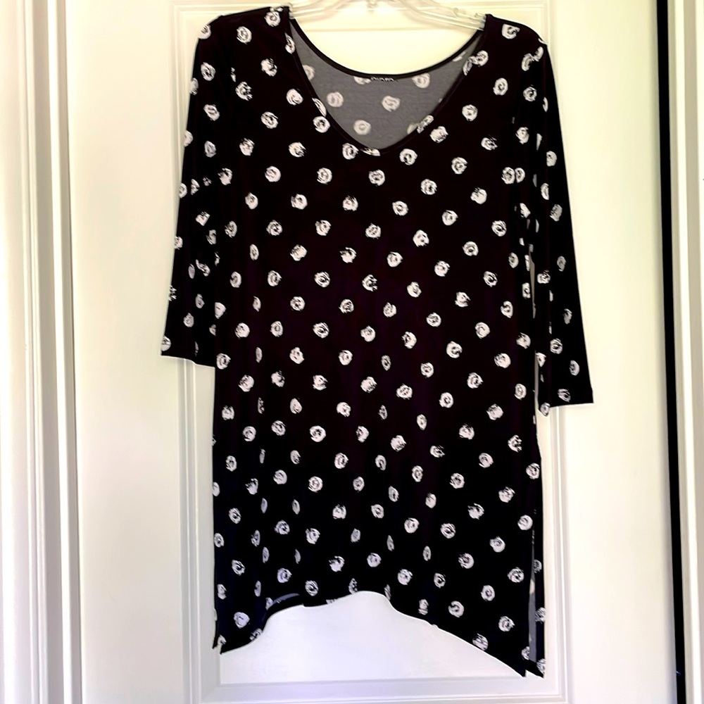 Black and off white tunic